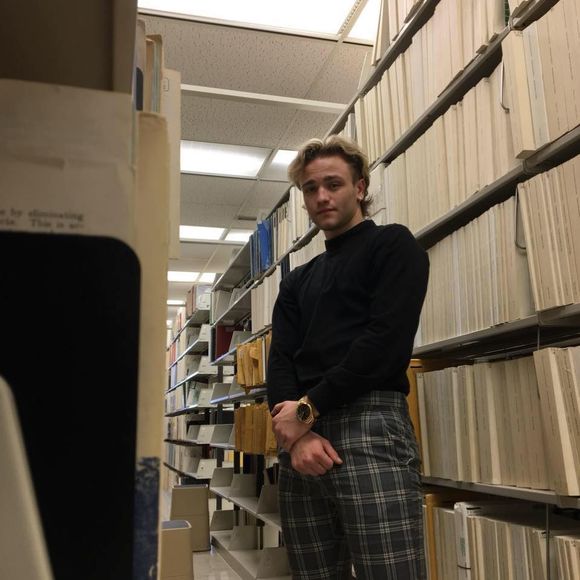 Meet your Posher, Mitchell - Picture 1 of 1